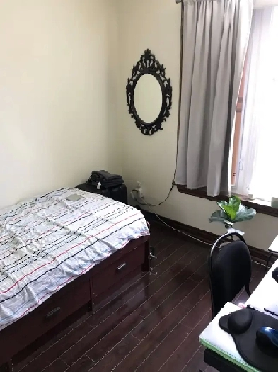 Room for Rent Lakeshore and Kipling Image# 2