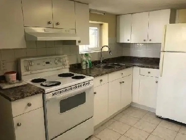 2 bedroom suite available for rent in kitsilano Image# 8