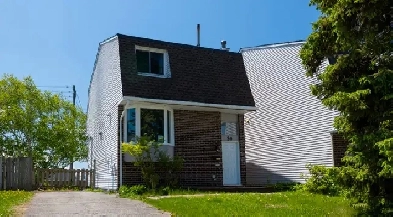 Fully Renovated 3-Bedroom Home for Rent:Prime Location Barrhaven Image# 9