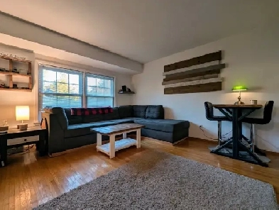 Private Furnished Room for Rent (Oxford/ Highbury) Image# 1