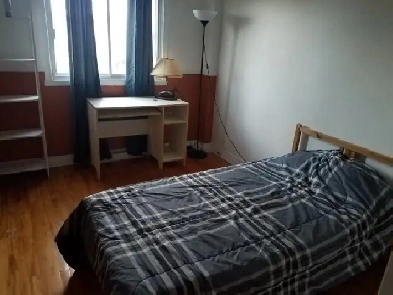 Chambre a louer métro cadilac Image# 1