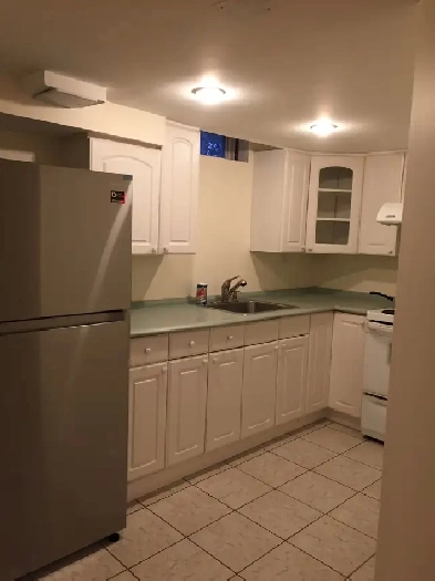 DON MILLS & STEELS one bedroom basement with large living room Image# 10