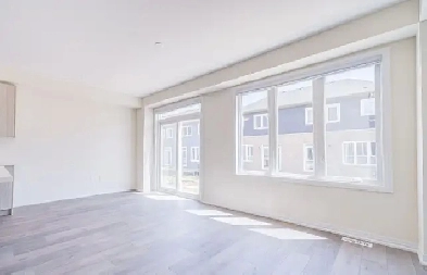 Stunning 4Bedroom HOUSE for Rent - 25 mins from Brampton Image# 2