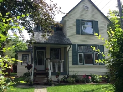 Duplex in Osborne Village 2BR plus Den Available July 1st Image# 1