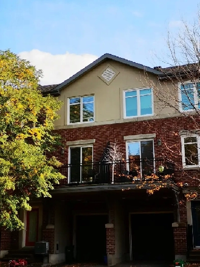 Rooms for rent/steps from Carlton University Image# 1
