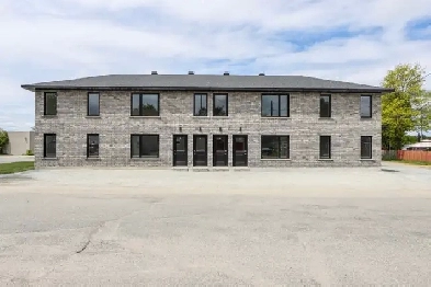 2 bedroom (upper units) Image# 5