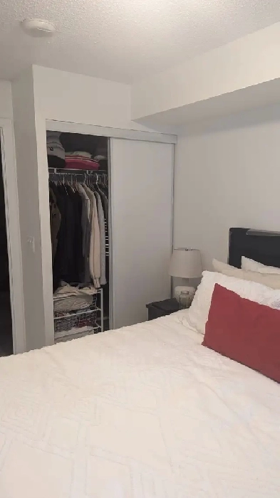 Stunning 1 Den 2 Bath Condo with Terrace Image# 5