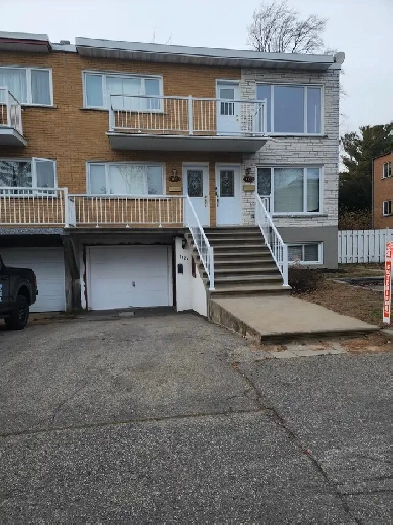 Location de logement 5 1/2 à Blainville Image# 1