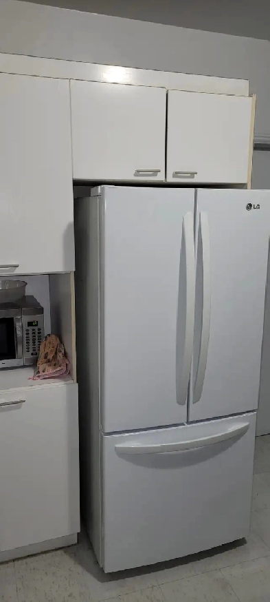 Chambre meublée – Furnished room (Metro Monk) Image# 1