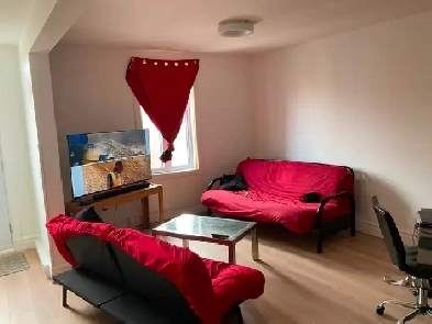 Appartement 4 1/2 à louer Image# 1