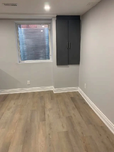 Legal one bedroom & den basement apartment Image# 2