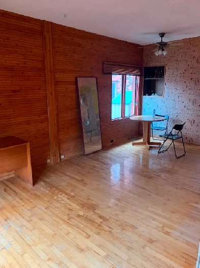 A bungalow for sale in Kingston and midland area Image# 2