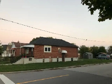 Beautiful apartment near Lakeshore Mimico Image# 1