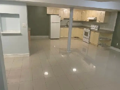 Basement for Rent at Markham Road & 14th Avenue Image# 9