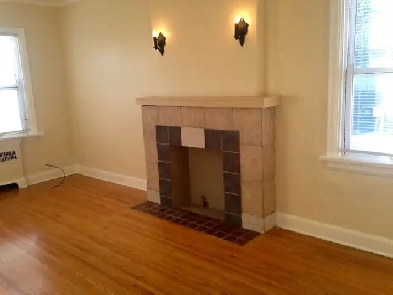 Cute Scarboro 1 Bedroom 17th Ave. SW Available June 10. Image# 1