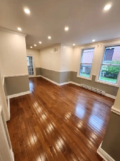 3 bedroom with best yard around Image# 8