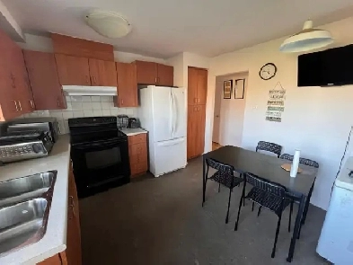 Colocation dans un grand appartement chaleureux de 5 ½ pièces Image# 6