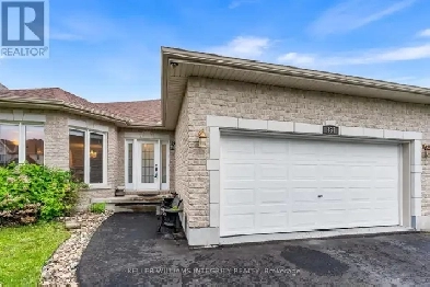 Gorgeous Family Home in Rockland! Image# 6