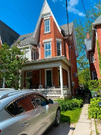 Annex charming 2 BR, 2 bath apt in Victorian home, $2,725 Image# 8