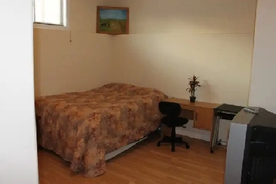 Master bedroom with own bathroom in Timberlea for rent Image# 1