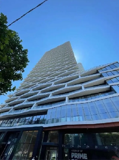 2 bedroom 2 bathroom Toronto Downtown Core Condo Image# 1