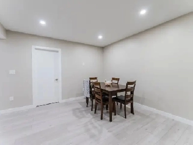 3 bedrooms basement in Waterford Image# 6