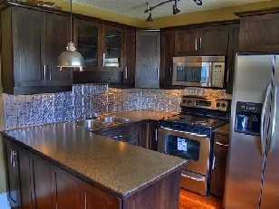 1 bedroom   den Image# 1