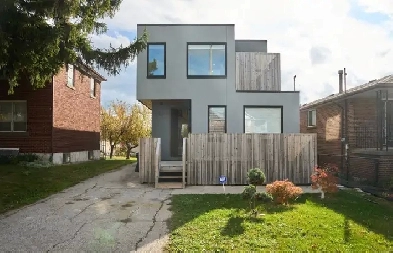 Modern 4 bed-4bath house for Rent Image# 2