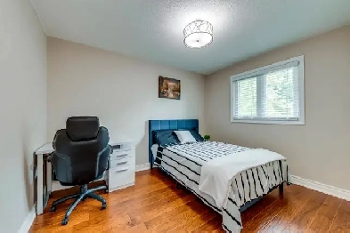 Room for rent close to UTM & Sheridan for students/co-ops Image# 1