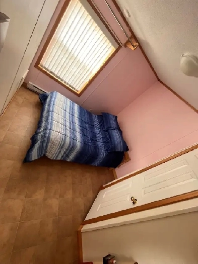 2 bedrooms for rent in a 3 bedroom mini home. Image# 1
