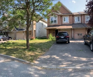 End Unit TownHome for Rent Available in Kanata From August 1 Image# 10