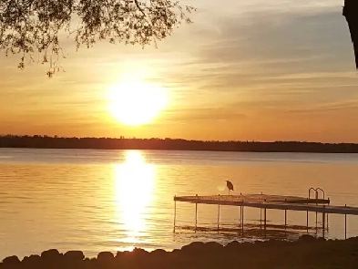 Waterfront Bungaloft! Image# 6