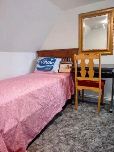 Now.10min to ottawa university 5min to universal college.Rachid.