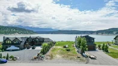 Rare lakefront opportunity at Koocanusa Village! Image# 7