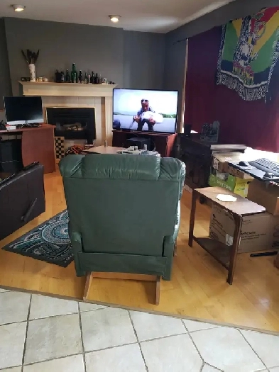 Room for rent. Image# 10