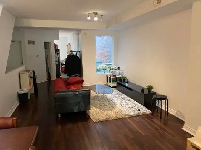 Private Room Available in 3 Bedroom House Image# 2