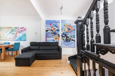 Furnished 3 Bedrooms - Downtown - Available for Summer Rentals Image# 18