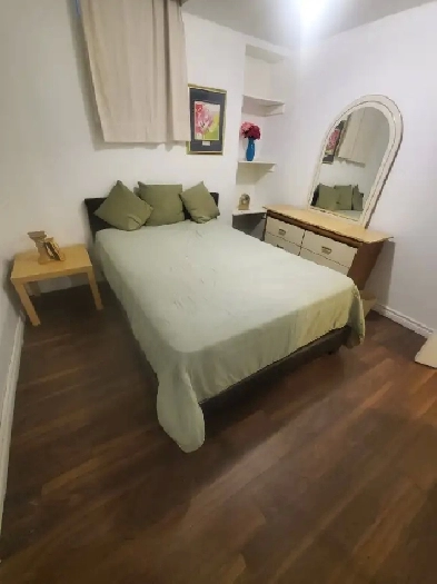 FURNESHED BSMNT ROOM /JUNE 1ST CLOSE SQ1. ONE MALE ONLY. Image# 1