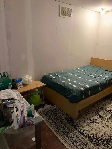 Room in Basement Next to Warden Subway Available Image# 1