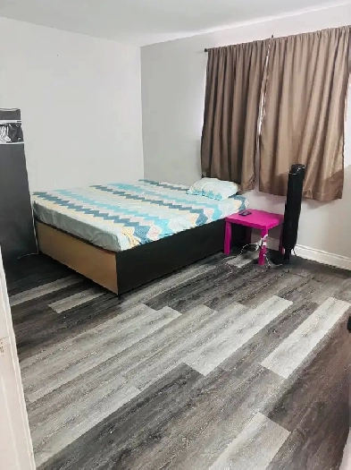 Room for available for girls Image# 1