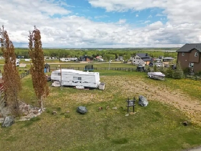 Lake View Property in Parkland Beach! Image# 1