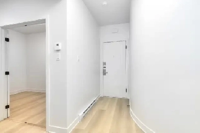 2080 avenue Lincoln, Modern 2-Bedroom Apartment in Downtown Image# 1