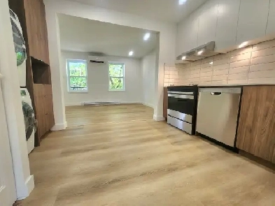Live Beautifully in the Heart of St-Henri – Fully Renovated 2BED Image# 1
