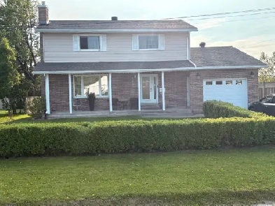 Modern 2 story bungalow Image# 1