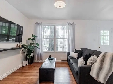 Room for rent for female Image# 2