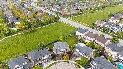 856 Somerville Terrace, Milton Image# 17
