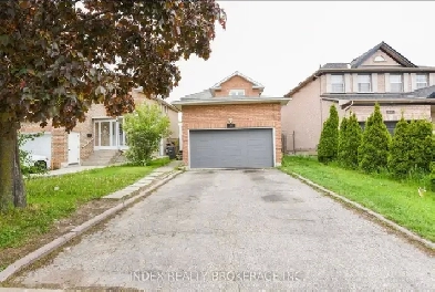 House For Sale in Brampton Image# 1