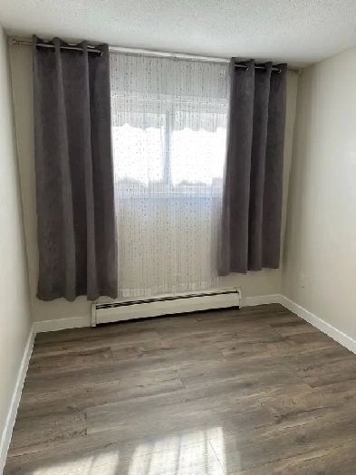 Next to NAIT 1 BD Apartment - 11916 105 Street Image# 1