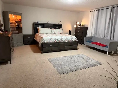 4 Beds FURNISHED Gorgeous Detached Home AVAILABLE for JULY&AUGUS Image# 1