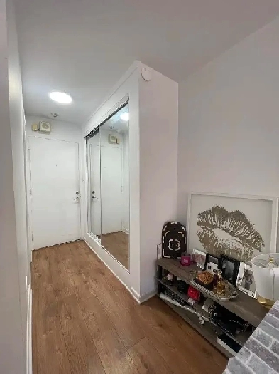 STUDIO MONT ROYAL Image# 1